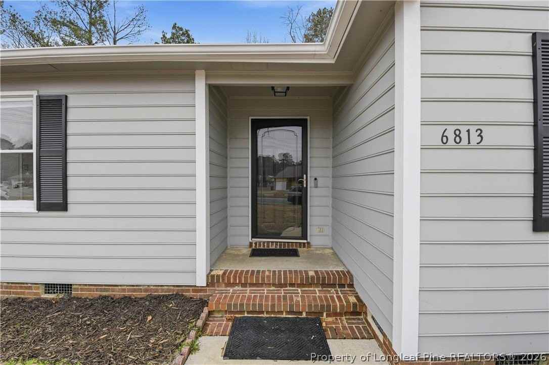 6813 Foxton Ct - Photo 5 of 24