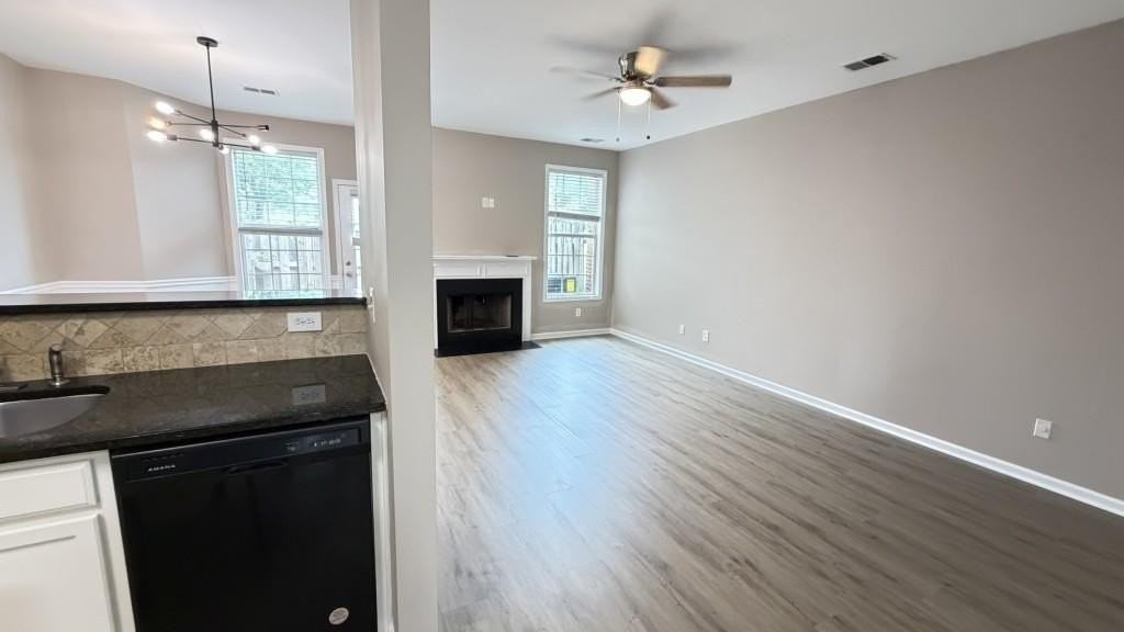 3116 Garrard Pl #7 - Photo 5 of 19