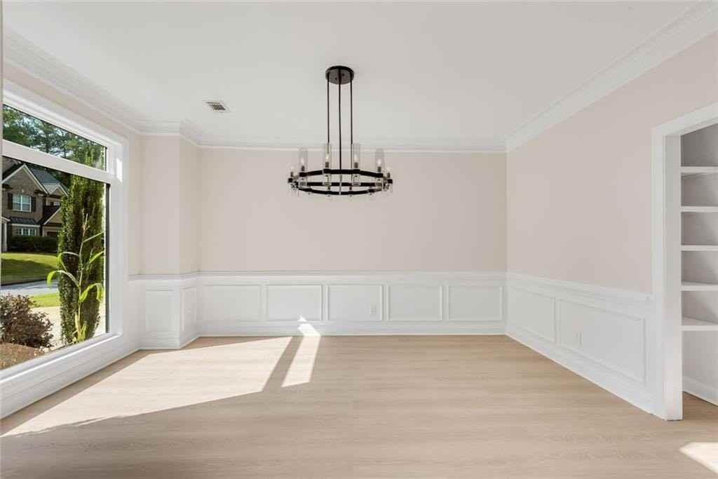 105 Parkside Close - Photo 5 of 30