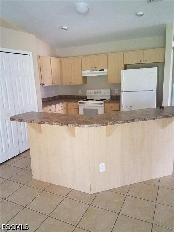 2029 Andalusia Blvd - Photo 3 of 10