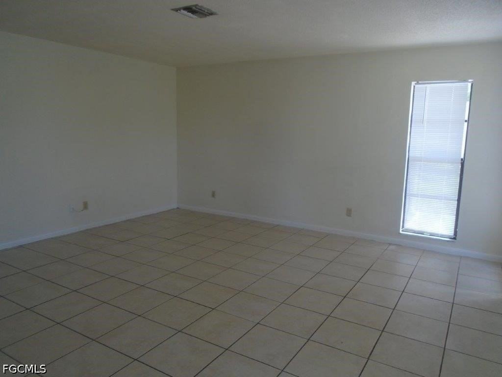 1539 Medford Pl - Photo 2 of 7