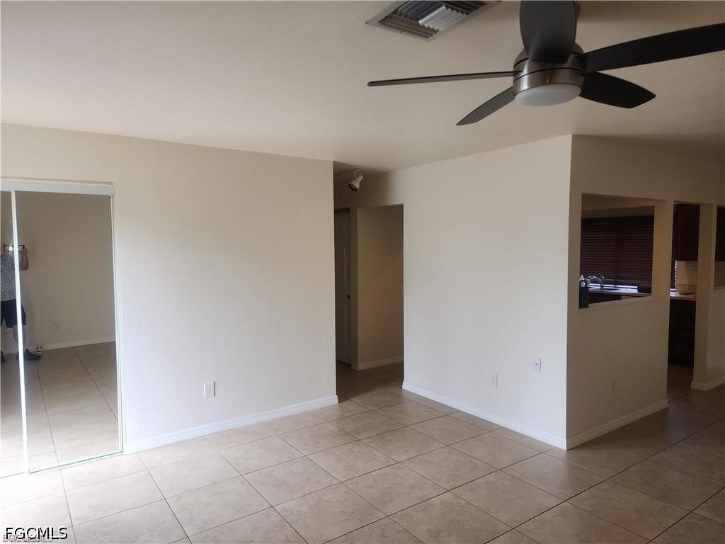1329 Torreya Cir - Photo 5 of 21