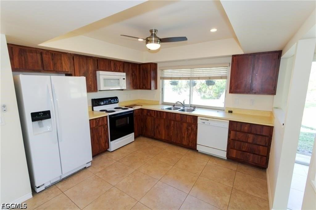 1329 Torreya Cir - Photo 7 of 21