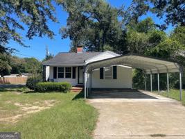 featured image of 115 West Dr