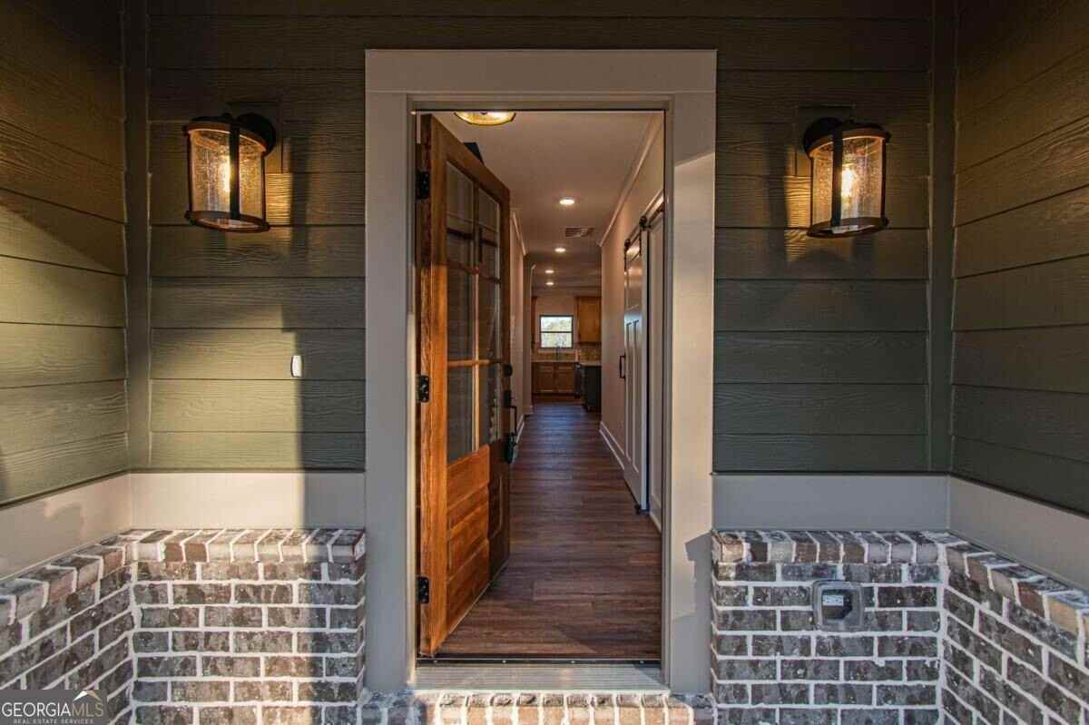 386 Mulberry Cir - Photo 3 of 42