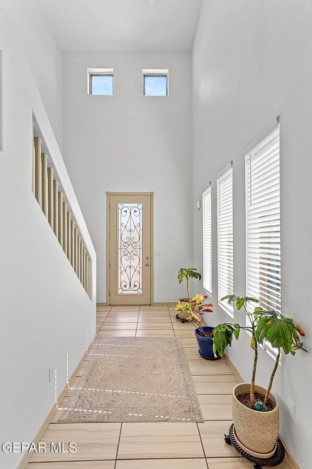 485 Denim St - Photo 5 of 34