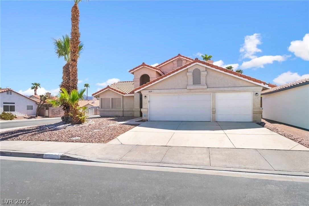 1829 Vaccaro Pl - Photo 5 of 40