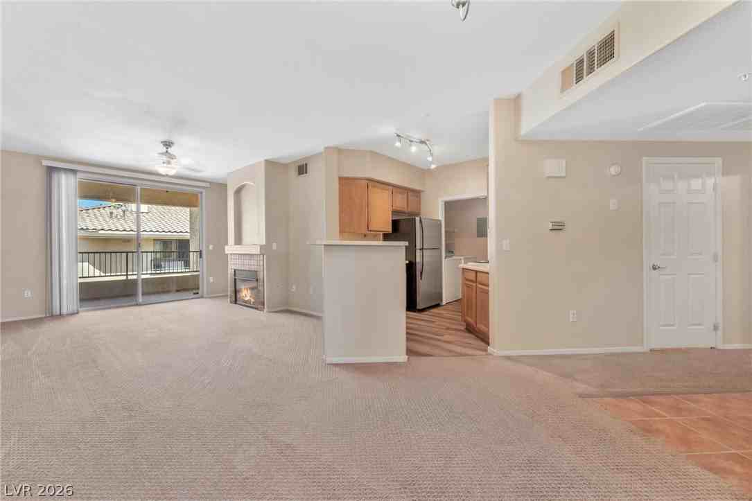 7139 S Durango Dr #309 - Photo 3 of 33
