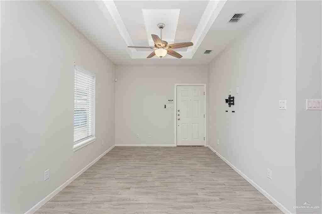 4705 Mulberry Ave #4 - Photo 2 of 10