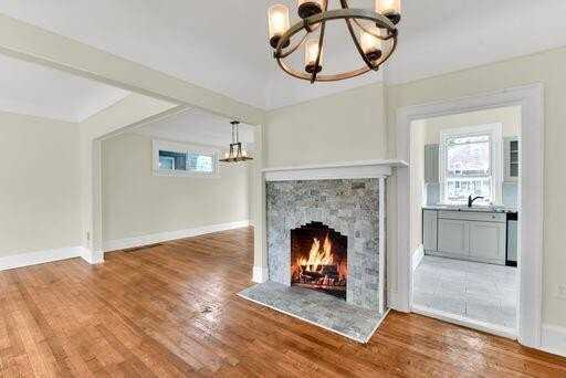 322 King St - Photo 5 of 19