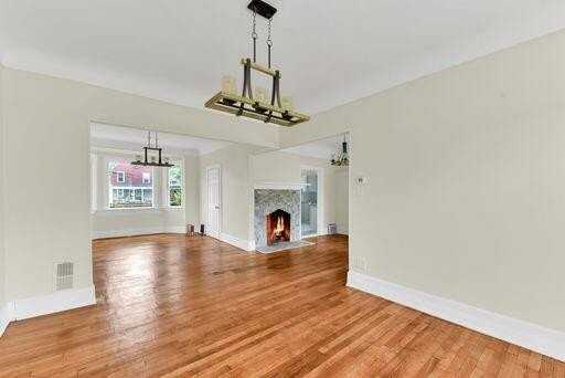 322 King St - Photo 7 of 19