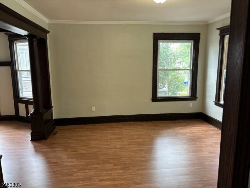 54 Chestnut St - Photo 3 of 18