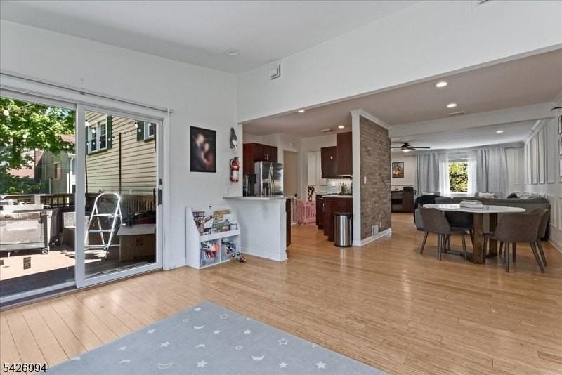 7 Rutgers St - Photo 6 of 19