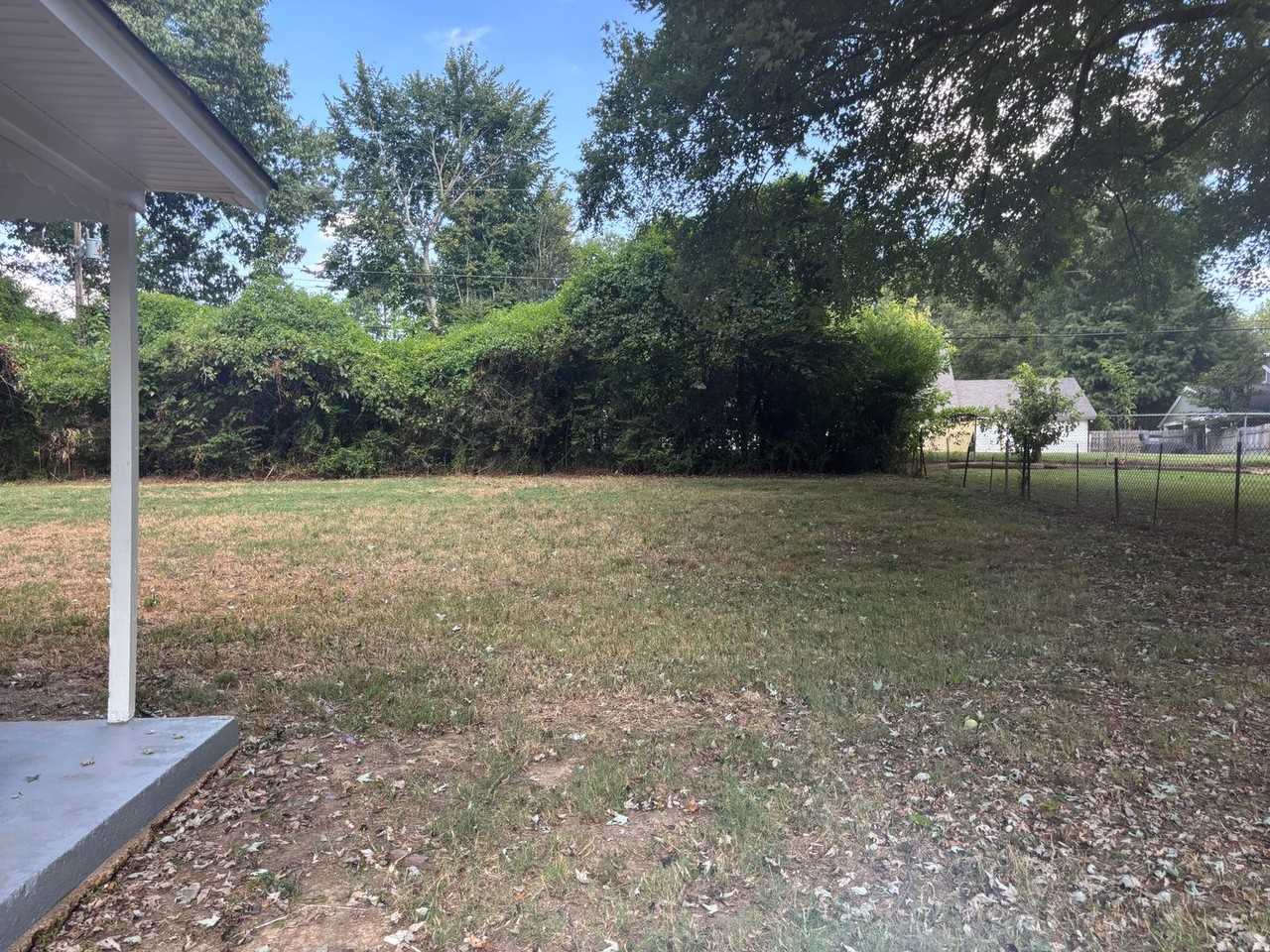 5380 Blackwell Rd - Photo 3 of 24