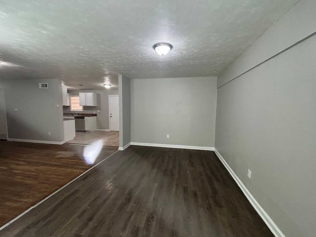 5380 Blackwell Rd - Photo 7 of 24