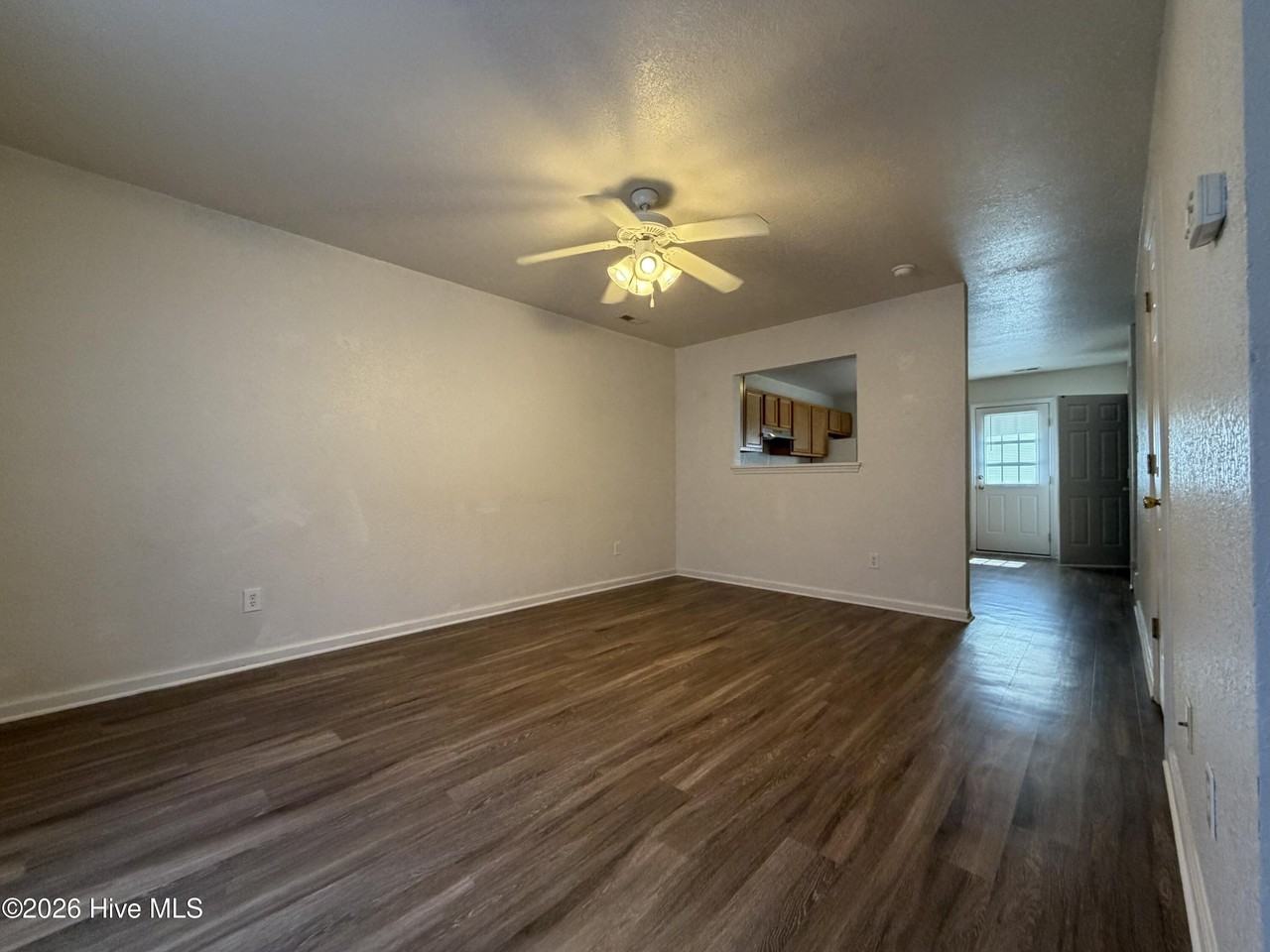 60 Rainbow Dr #11 - Photo 2 of 14
