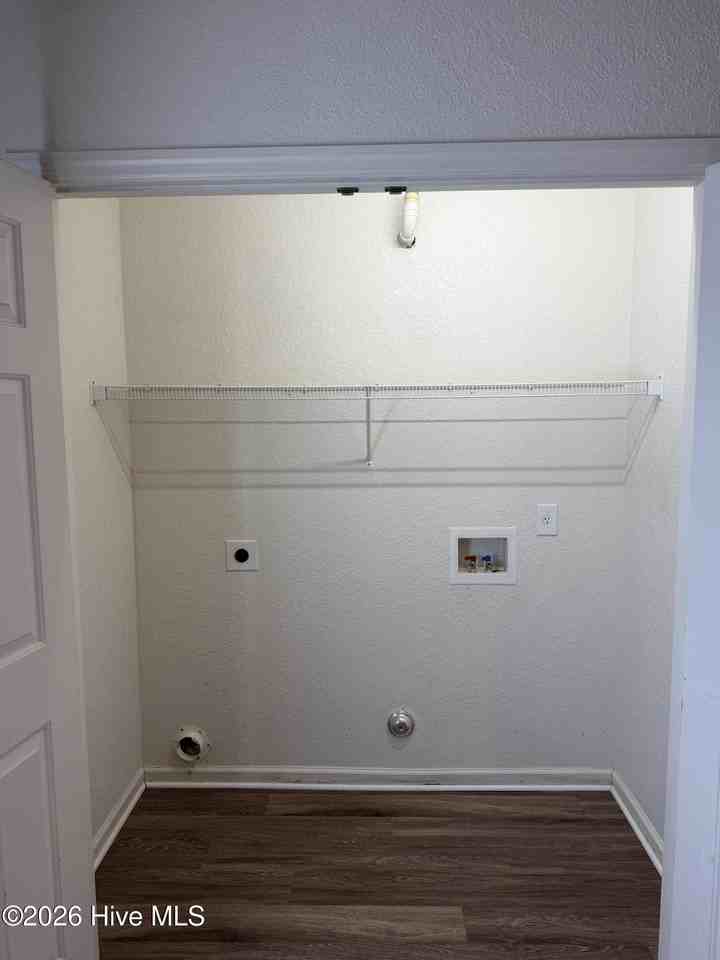 60 Rainbow Dr #11 - Photo 7 of 14