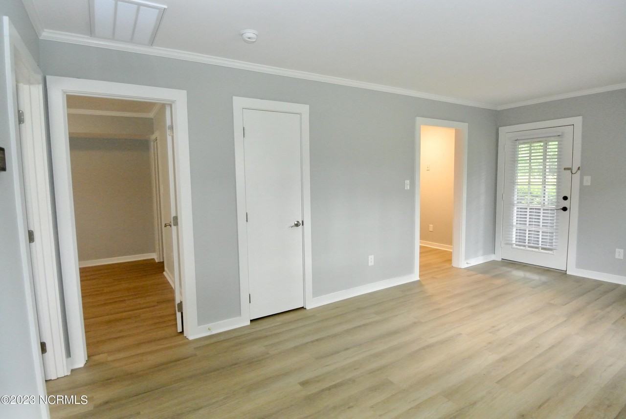 2 Linksiders Rd - Photo 6 of 21