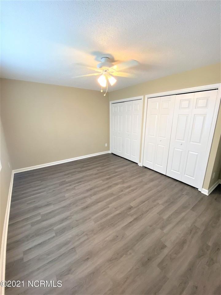 201 Faison Ln - Photo 3 of 9