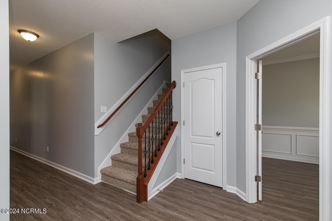 531 Sonoma Rd - Photo 6 of 50