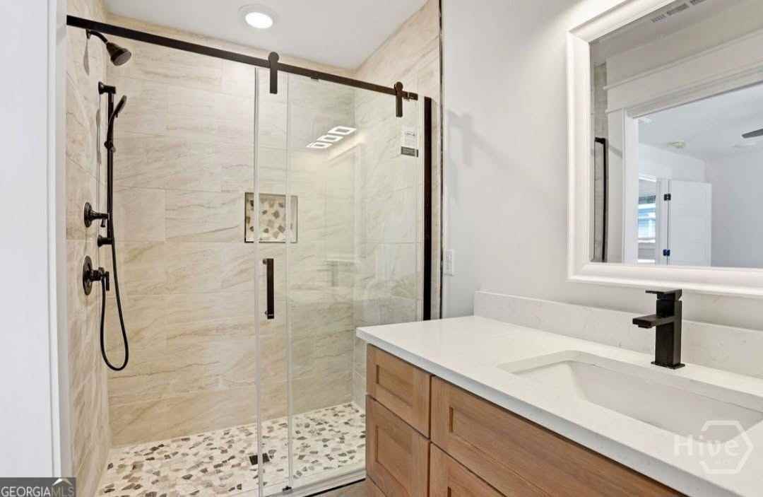 1005 E 35th St - Photo 7 of 7