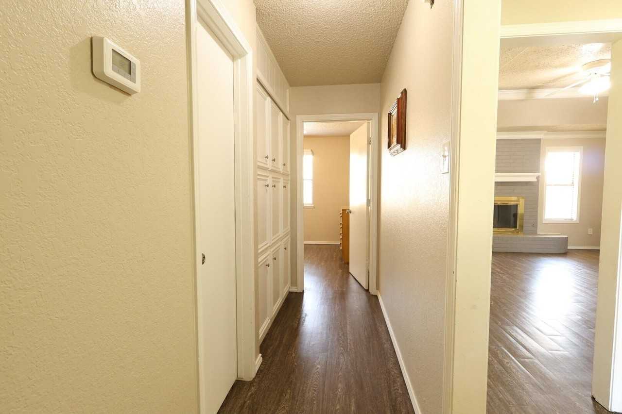 6905 Hope Ave - Photo 5 of 29