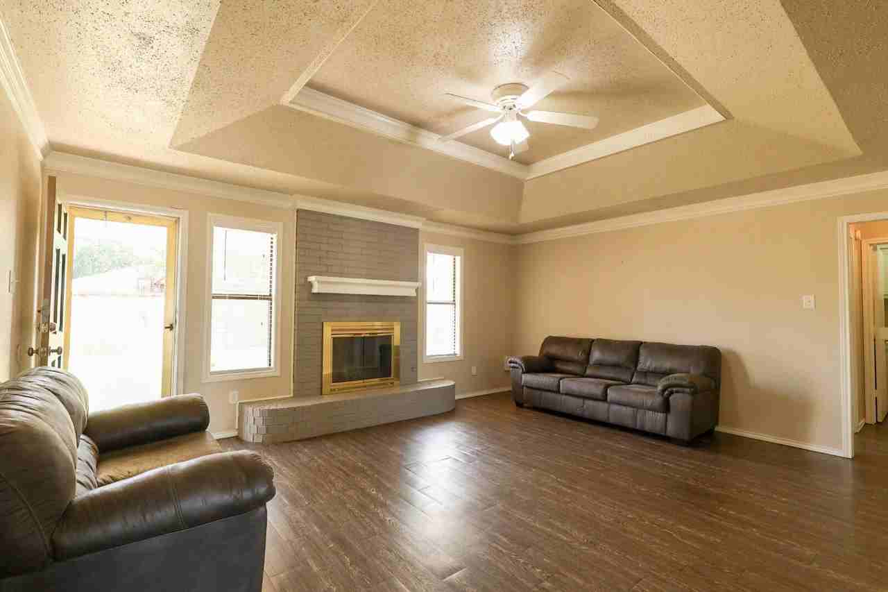6905 Hope Ave - Photo 6 of 29