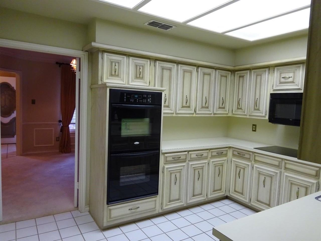 4901 94th St #E - Photo 5 of 10