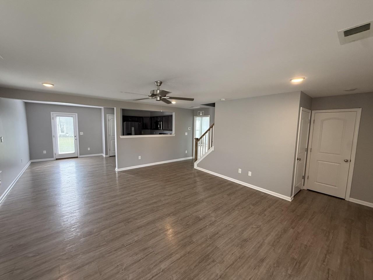 2384 Huntly Pl - Photo 2 of 24