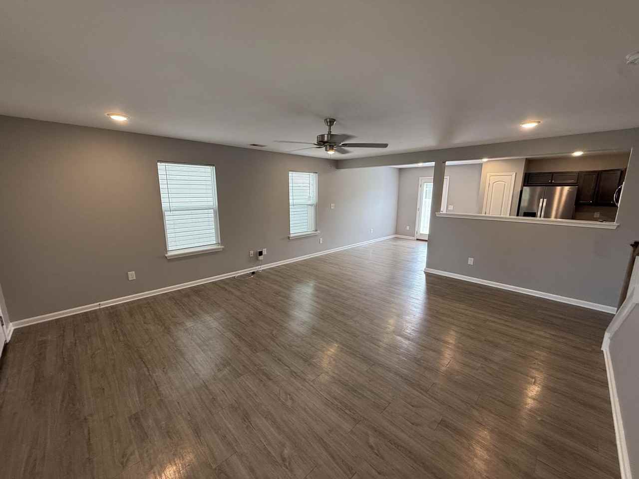 2384 Huntly Pl - Photo 4 of 24