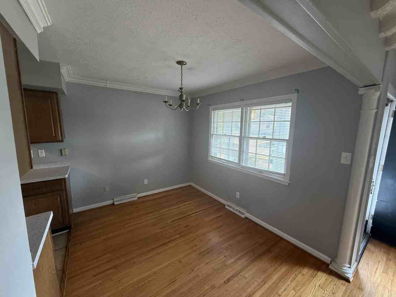 2116 Cypress Dr - Photo 4 of 18