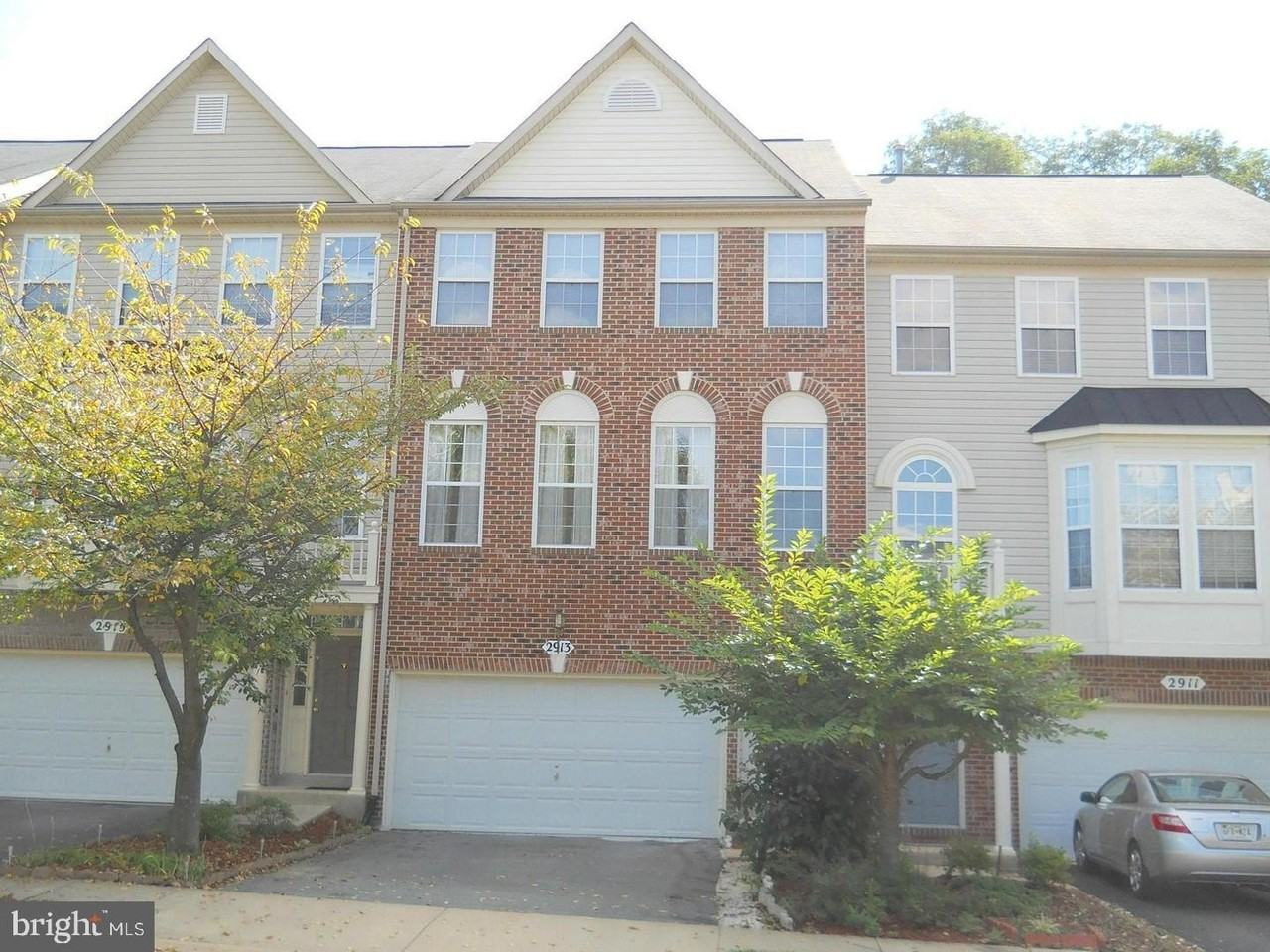 2913 Saint Helen Cir - Photo 2 of 33