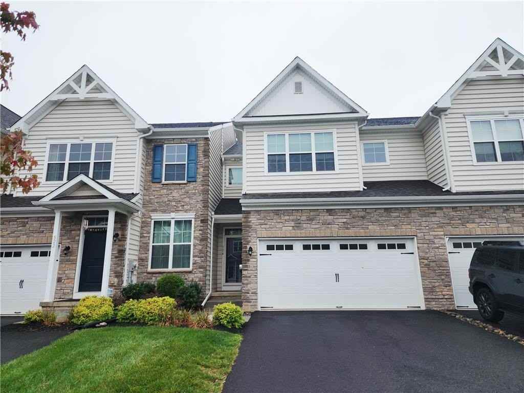 524 Gray Feather Way - Photo 2 of 3