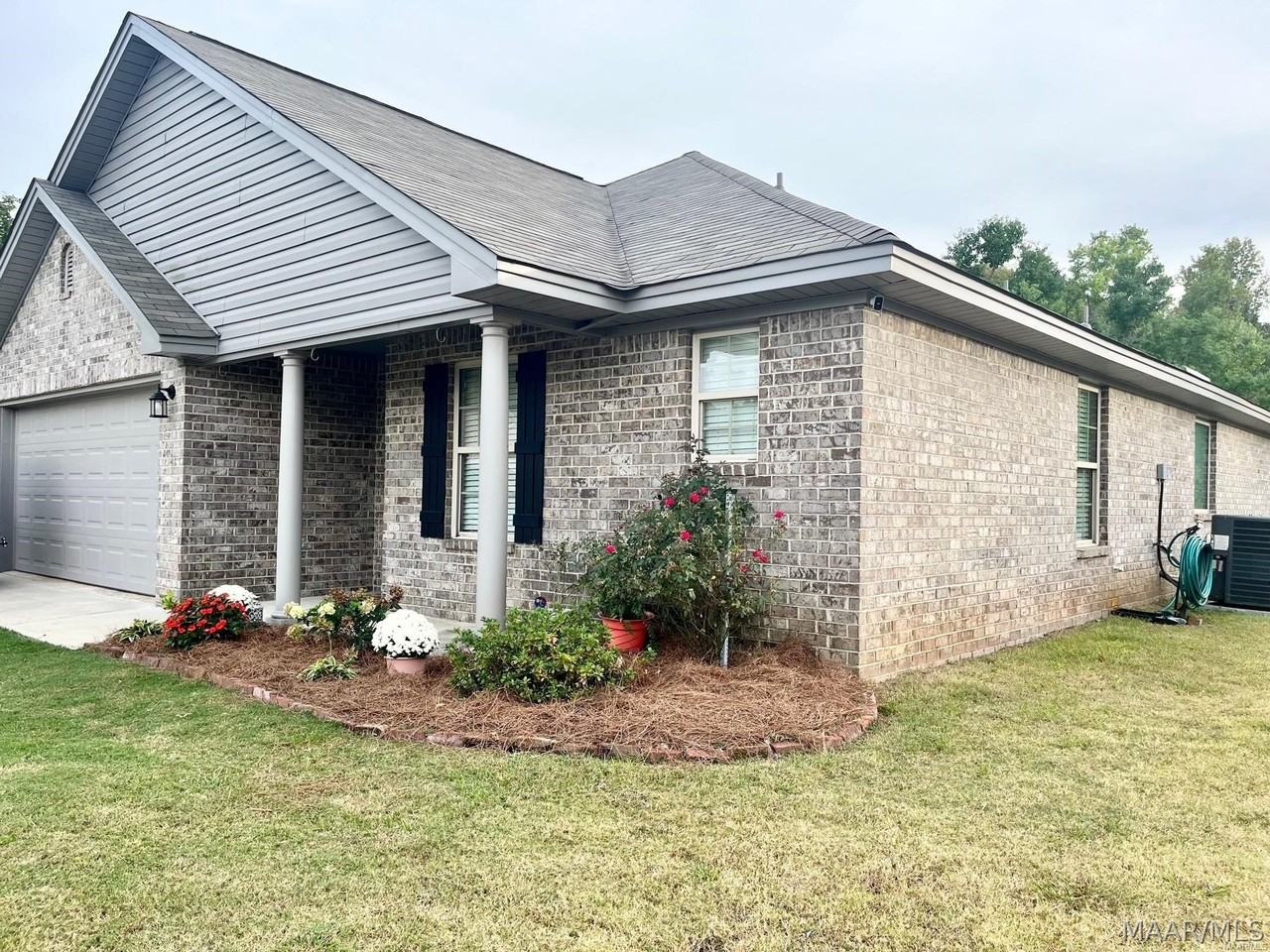 20 Ivory Ct - Photo 2 of 20