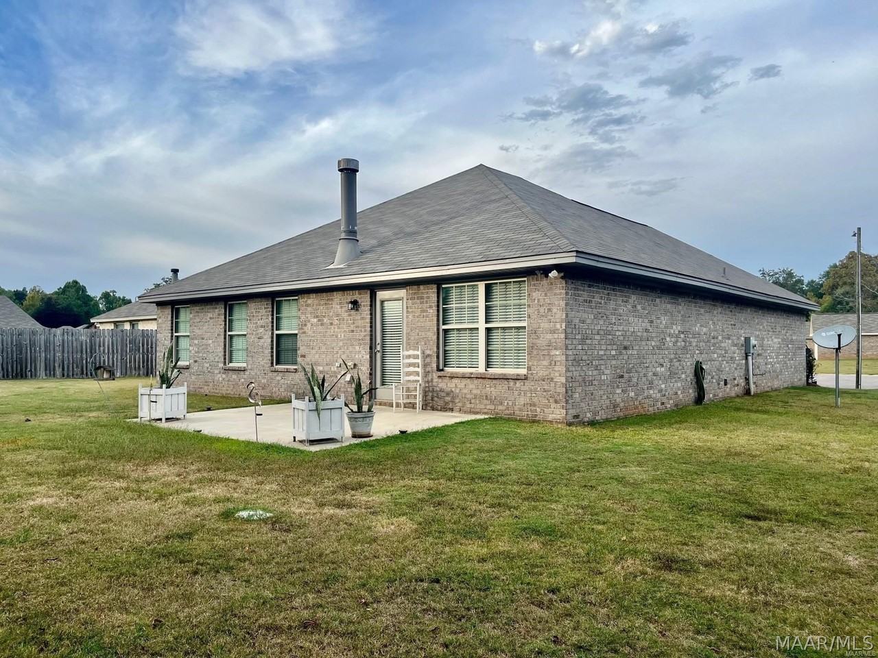 20 Ivory Ct - Photo 4 of 20
