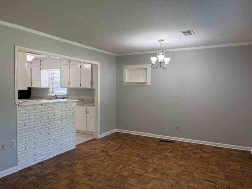 392 Mineral Rd - Photo 5 of 22