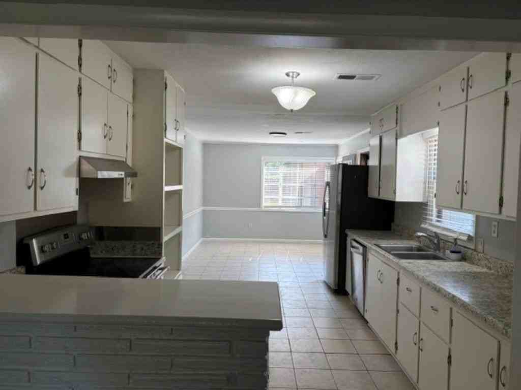 392 Mineral Rd - Photo 7 of 22