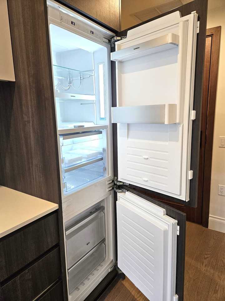 2105 West 46th Avenue #412 - Photo 4 of 9