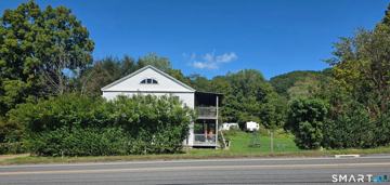 featured image of 684 Main St