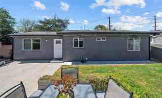 1525 N Screenland Dr - Photo 1 of 1
