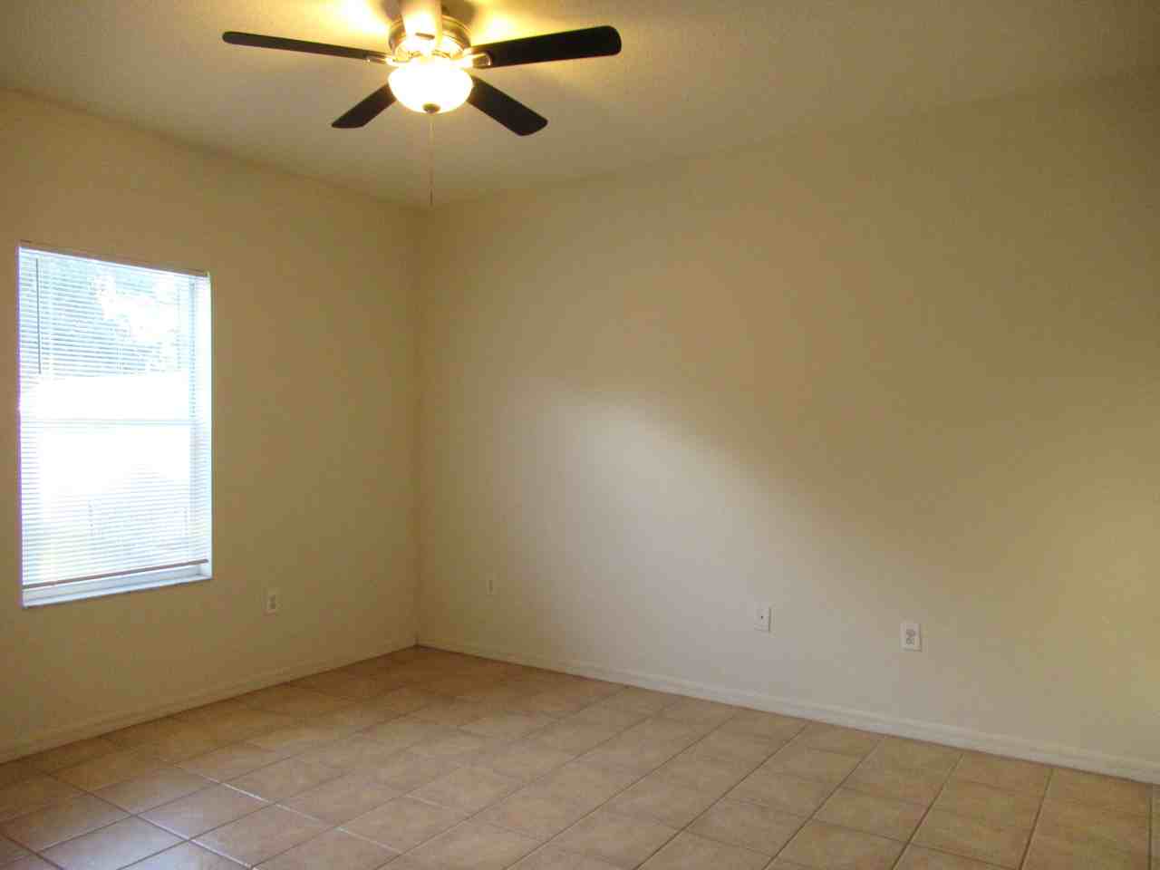 7032 Monarch Park Dr - Photo 3 of 14