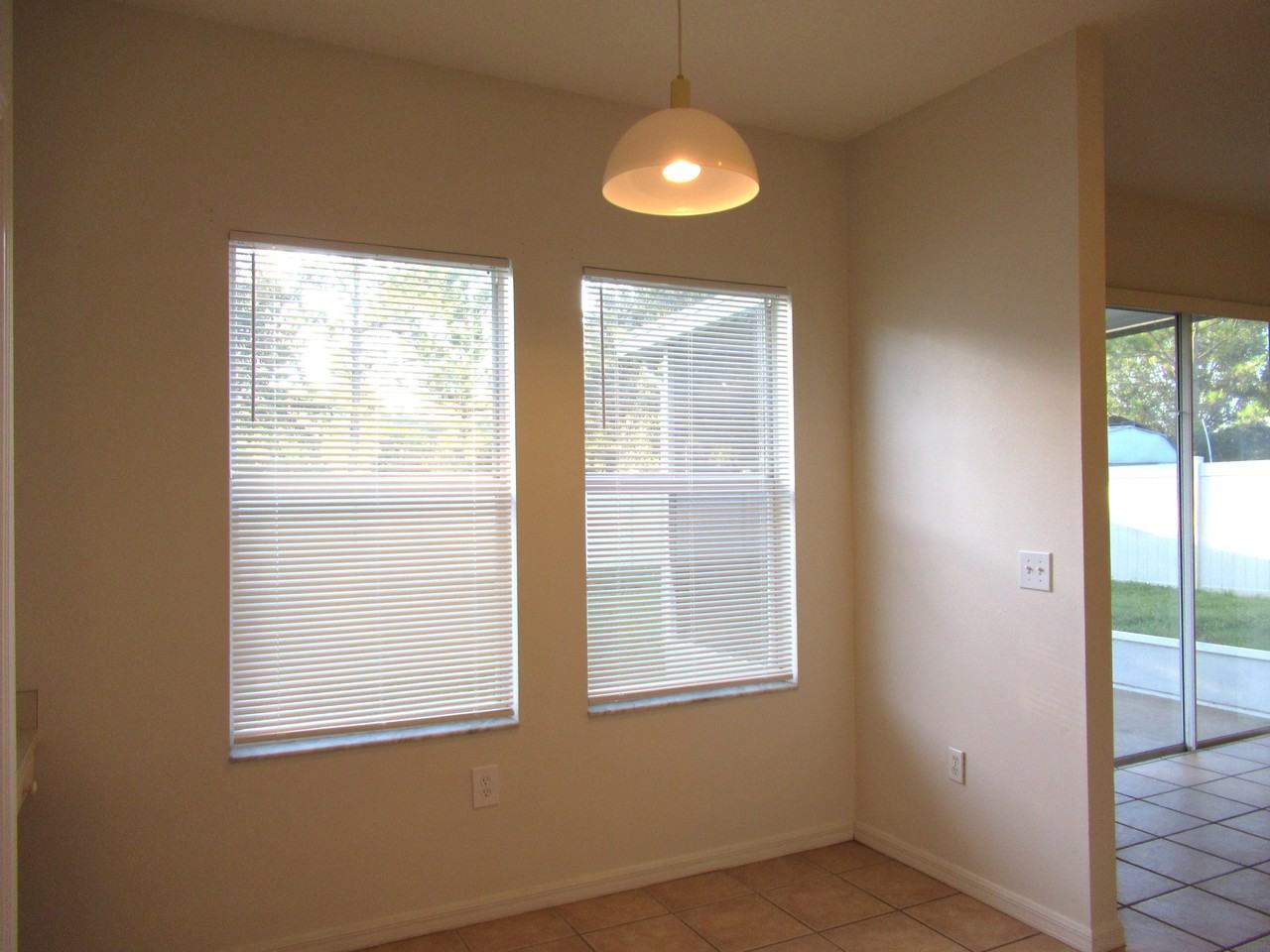 7032 Monarch Park Dr - Photo 5 of 14
