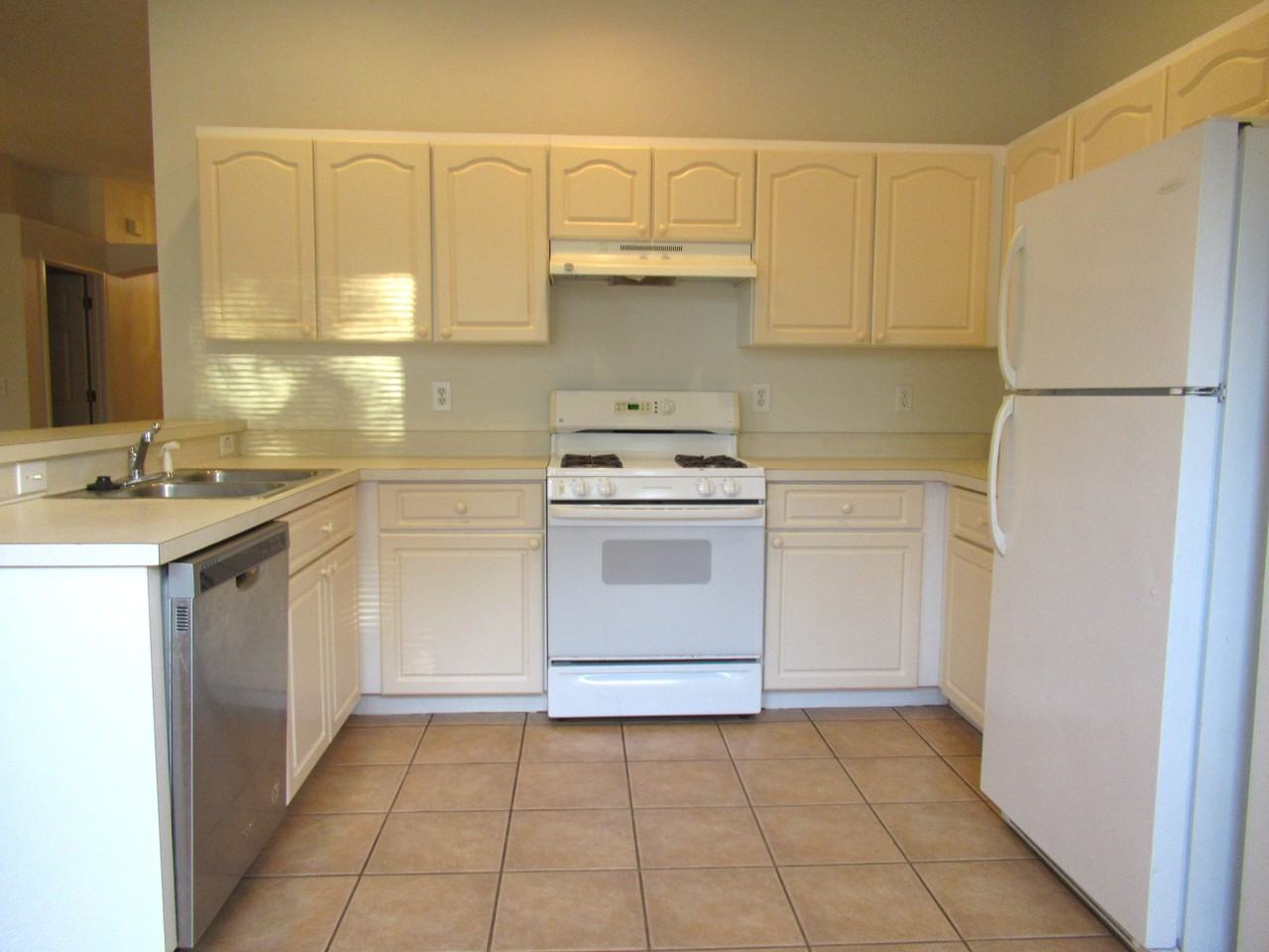 7032 Monarch Park Dr - Photo 6 of 14