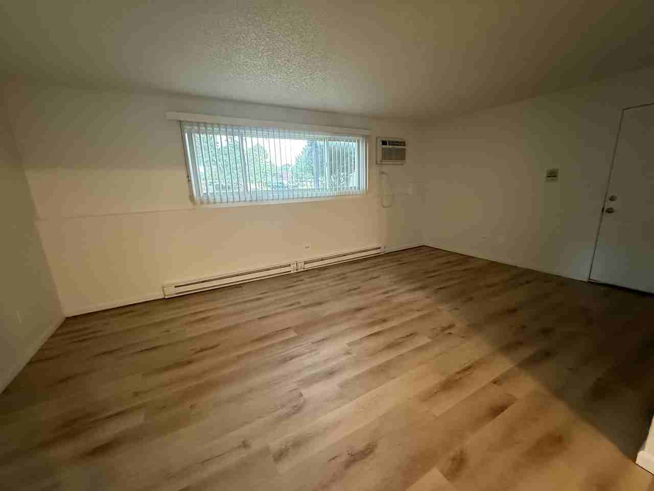 11621 Roberts St ##2 - Photo 5 of 14