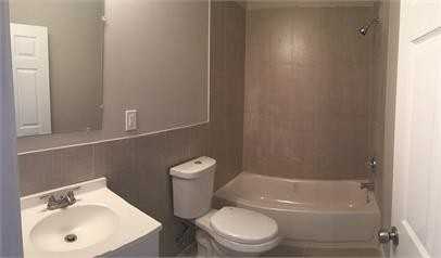 3301 Glenbrook Pl #1 - Photo 4 of 9