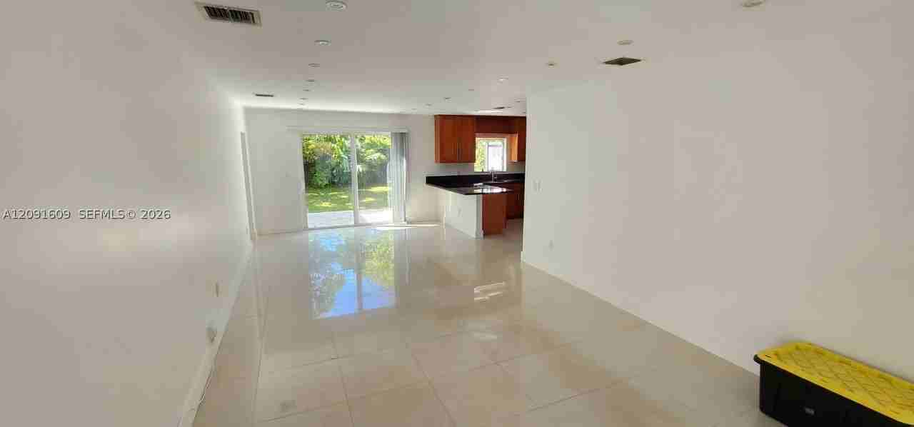 9516 Abbott Ave #0 - Photo 4 of 26