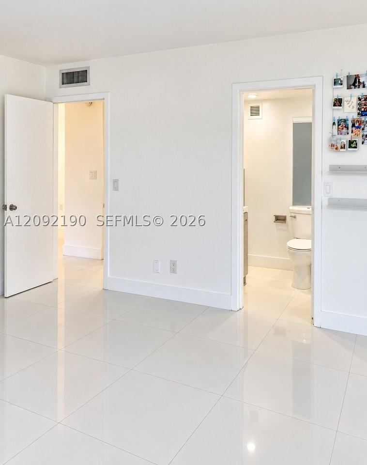 2350 Ne 135th St #203 - Photo 4 of 10
