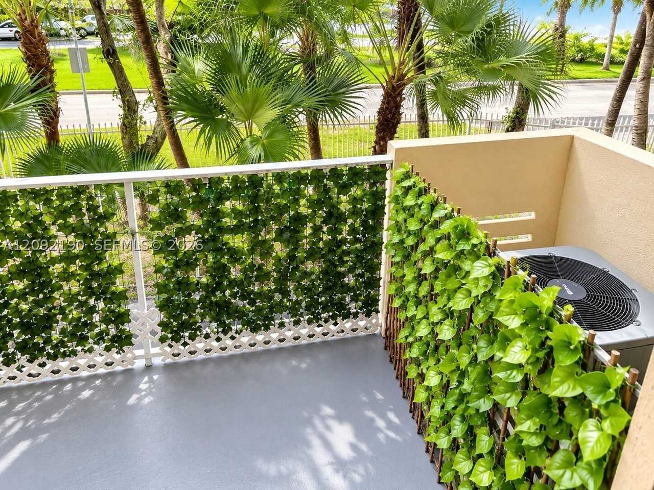 2350 Ne 135th St #203 - Photo 6 of 10