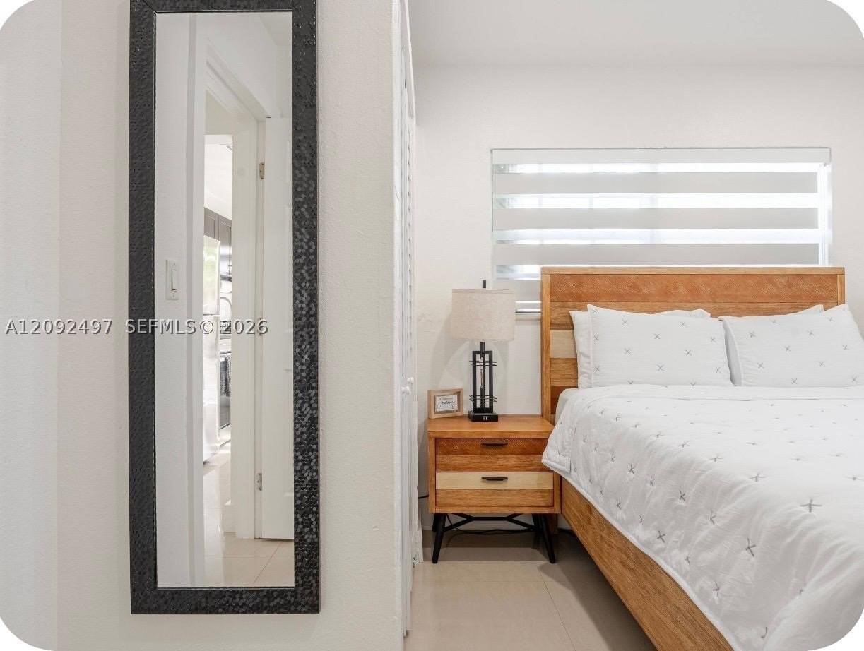 1273 Nw 24th St #4 - Photo 7 of 21