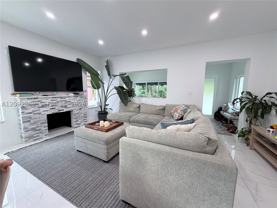360 Sw 20th Rd - Photo 1 of 1
